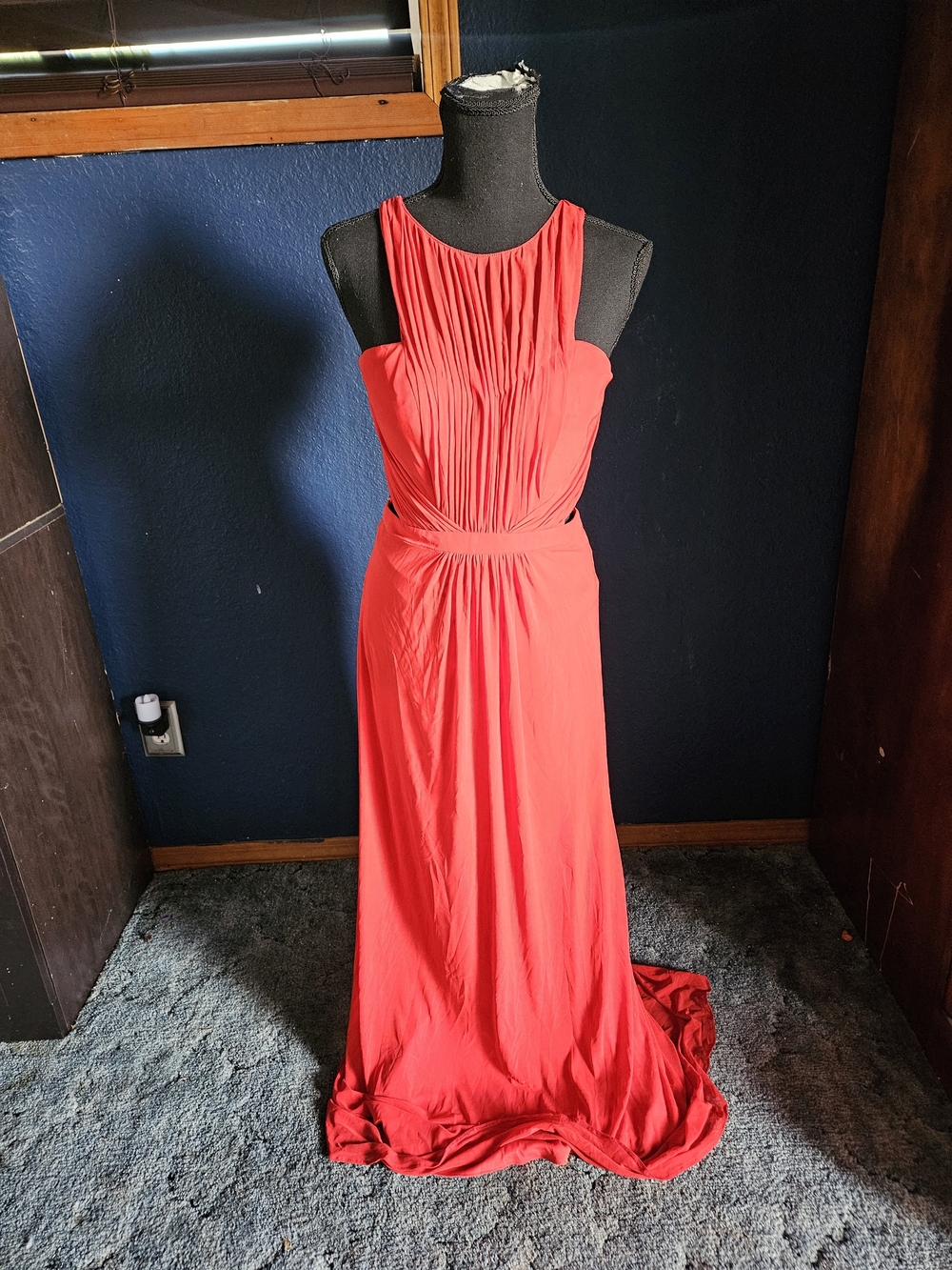 La Femme RedPleated Halter Maxi Gown womens size 4